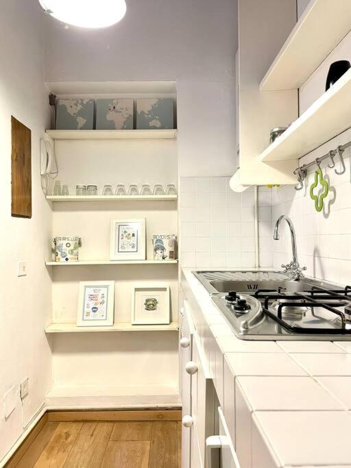 Design Studio Centro Storico Lejlighed Milano Eksteriør billede